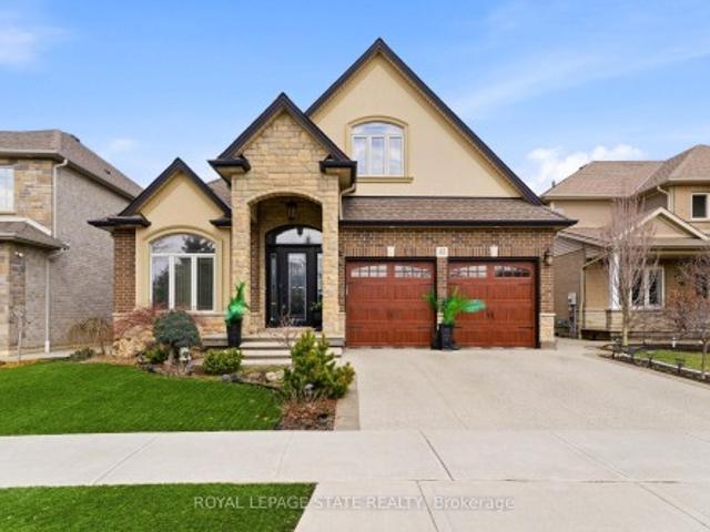 85 Hillcroft Drive, Hamilton, ON, L9J 3W9 house for sale | Listing ID X13550 | Royal LePage