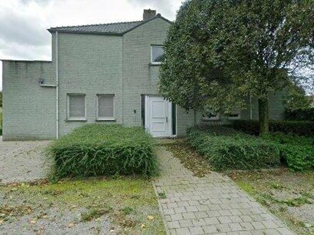 85 m2 office space for rent in Hoogstraten