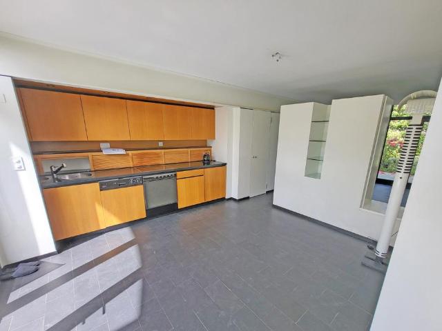 85 m²