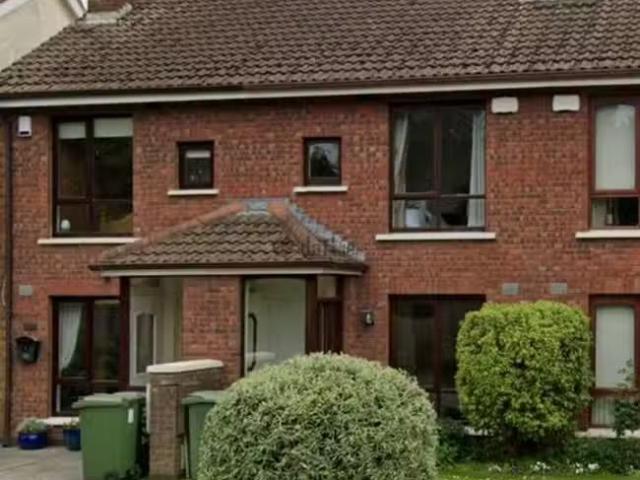 85 Royston, Kimmage Road West, Kimmage, Dublin 12 is for rent