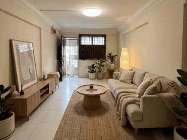 85A Lorong 4 Toa Payoh HDB Apartment For Sale, $388,000, 3 Bed 2 Bath 731 sqft $531.00 psf