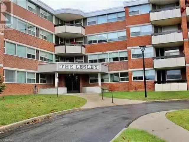 860 E 9Th Street, Owen Sound, ON, N4K 1R2 condo for sale Li.