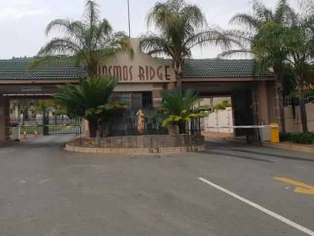 861 m² Land available in Kosmos Ridge Estate