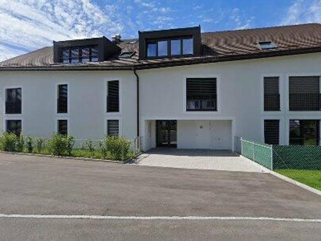 862 m2 apartment for rent in Nyon