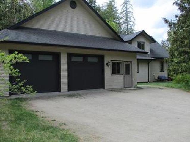 863 Gardom Lake Road, Enderby, BC, V0E 1V3 house for sale | Listing ID 10385 | Royal LePage