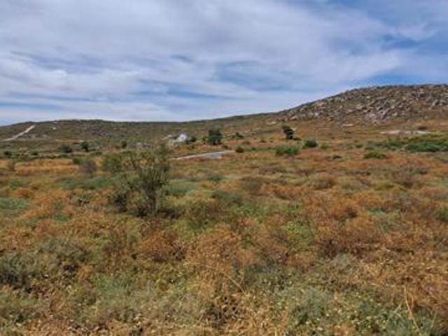 863 m² Land available in St Helena Views