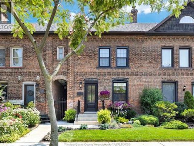864 Monmouth Road, Windsor, ON, N8Y 3L4 house for sale | Listing ID 26016 | Royal LePage