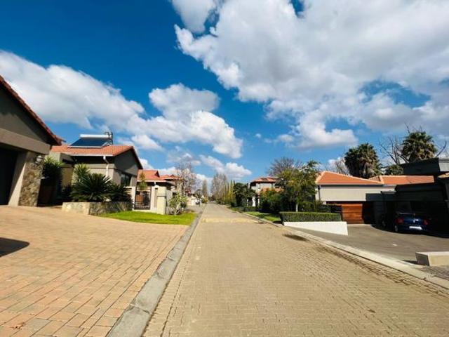 867 m² Land available in Emfuleni Golf Estate