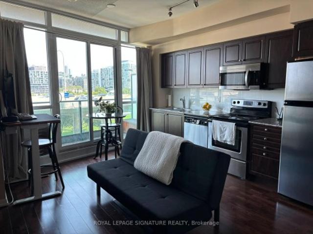 868 209 Fort York Boulevard, Toronto, ON, M5V 4A1 condo for sale | Listing ID C13596 | Royal LePage