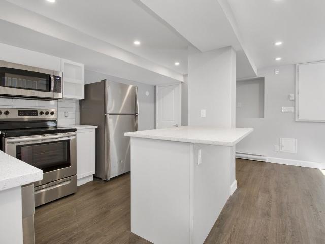 868 Maplewood Avenue 1 Bedroom Apartment for Rent at 868 Maplewood Ave, Ottawa, ON K2B 5V5 Queensway Terrace North