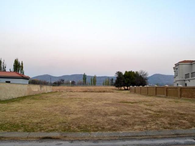 869 m² Land available in Westlake Country & Safari Estate