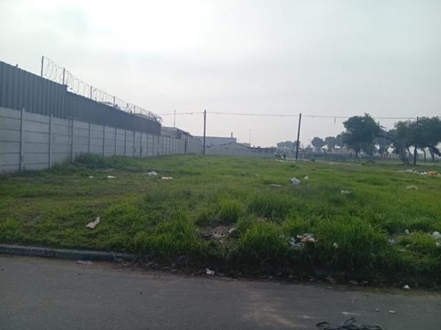869 m² Land available in Bishop Lavis