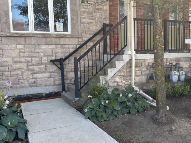 86 2245 Bur Oak Avenue, Markham | 2Beds/2Bath, Townhouse, $599,900 | Condos. Ca