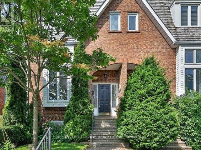 86 Forsythe Street, Oakville, ON, L6K 3J8 house for sale | Listing ID W13556 | Royal LePage