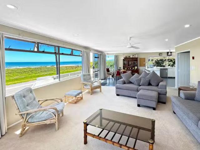 86 Ocean Road, Ohope, Whakatane