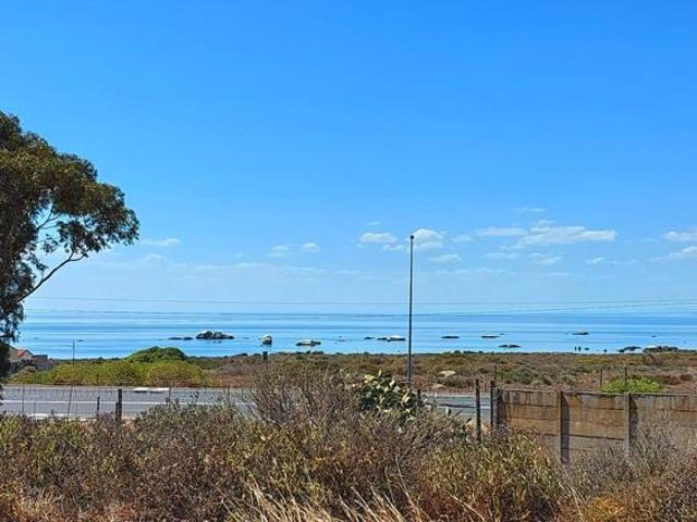 870 m² Land available in Sandy Point
