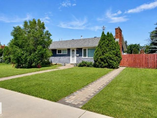 8716 Avenue Nw, Edmonton, AB, T5E 0R5 house for sale | Listing ID E4499 | Royal LePage