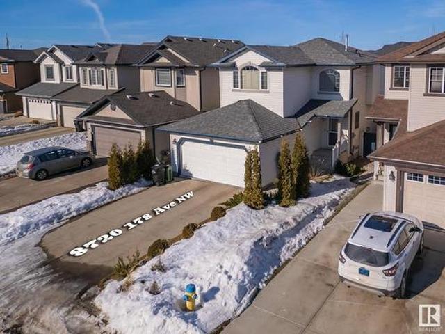 8720 Avenue Nw, Edmonton, AB, T5Z 0B8 house for sale | Listing ID E4424 | Royal LePage