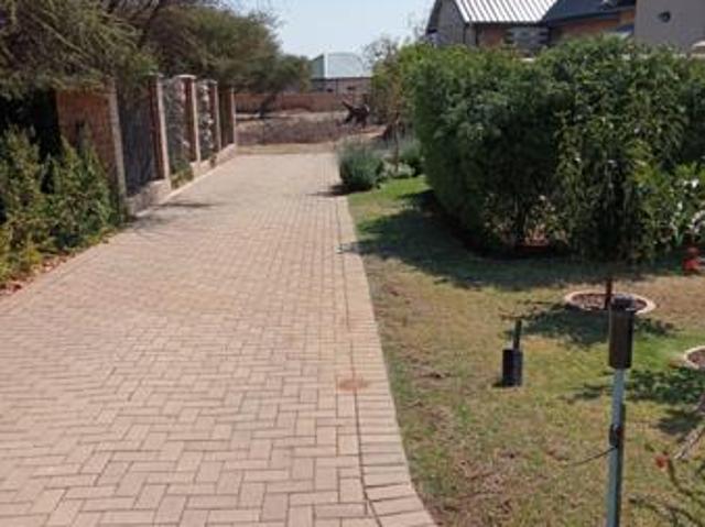 873 m² Land available in Tweefontein