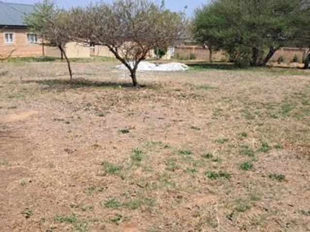 873 m² Land available in Bendor