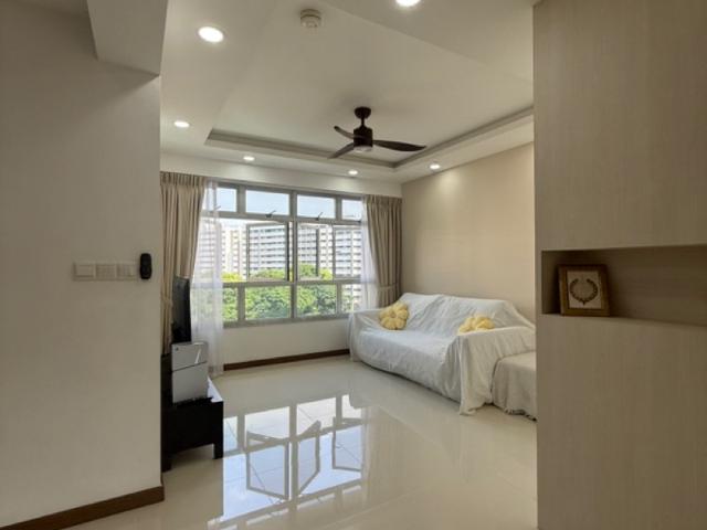 874D Tampines Street 85 HDB Apartment For Sale, $760,000, 3 Bed 2 Bath 1,001 sqft $759.00 psf