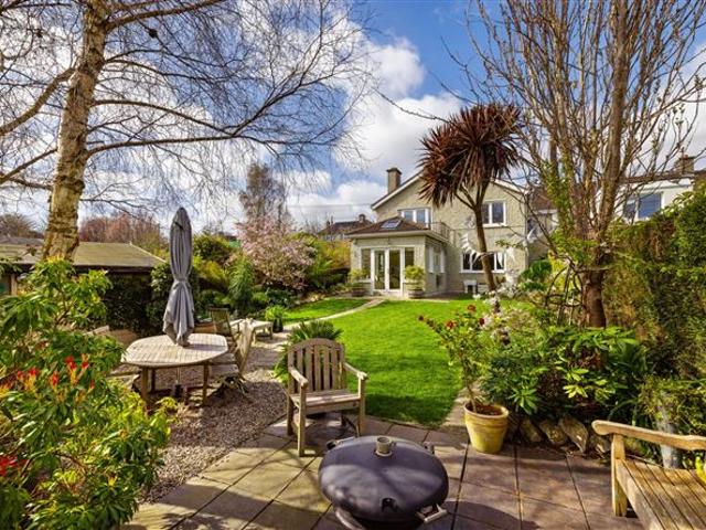 875,000 | 10 New Road, Killincarrig, Greystones, Co. Wicklow Sherry FitzGerald Greystones 4991 MyHome. Ie Residential
