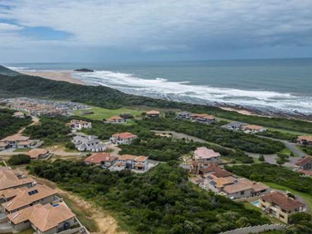 875 m² Land available in Winterstrand