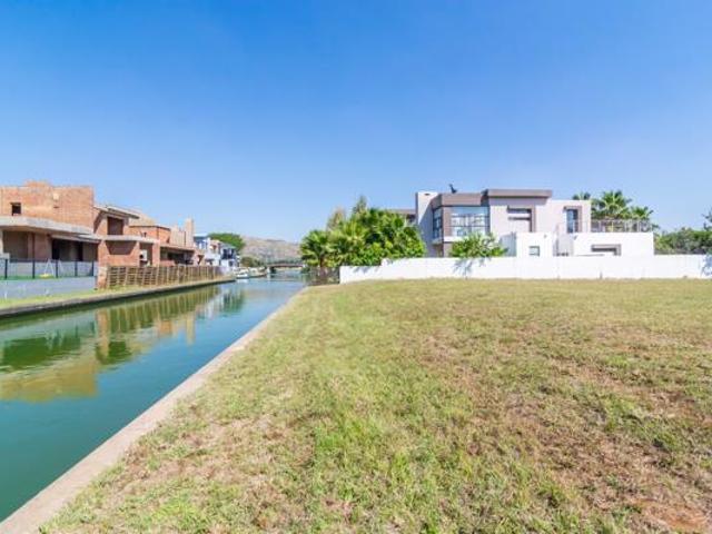 876 m² Land available in The Islands Estate