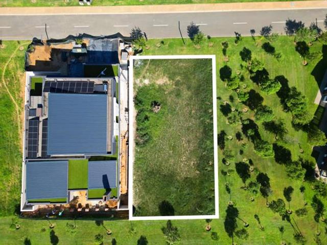 876 m² Land available in Steyn City