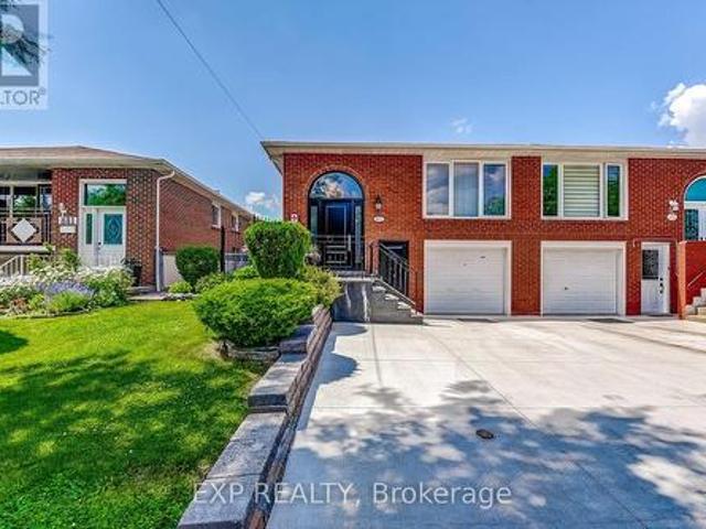 877 Blairholm Avenue, Mississauga, ON, L5C 1G5 house for sale | Listing ID W12271 | Royal LePage