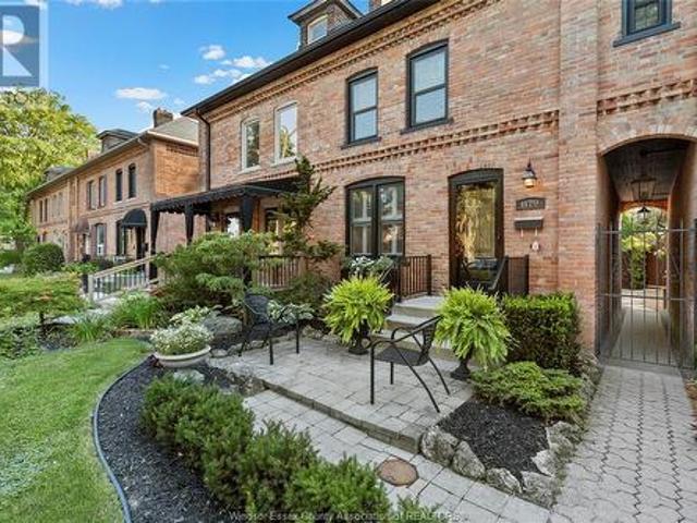 879 Monmouth, Windsor, ON, N8Y 3L5 house for sale | Listing ID 25019 | Royal LePage