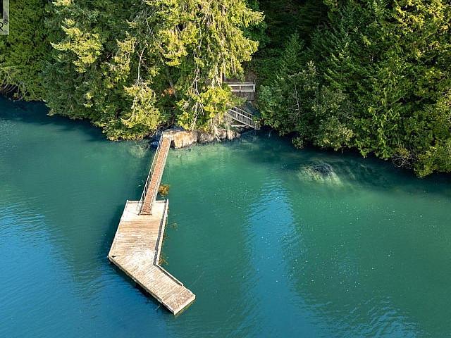 8807 Ainslie Point Road Pender Island, British Columbia