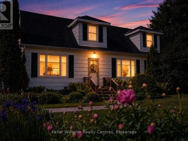 880 16Th Street W, Georgian Bluffs, ON, N4K 6V5 house for sale | Listing ID X13466 | Royal LePage