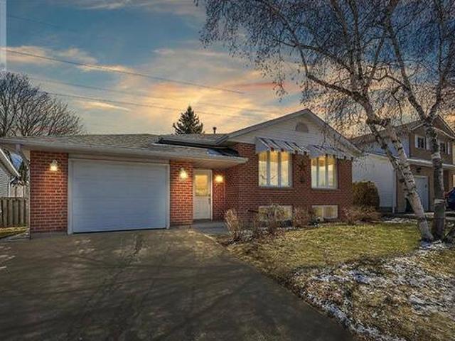 880 BROTHLIN Crescent Kingston Ontario