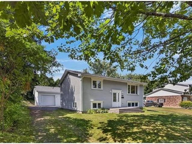 880 Glengarry Pl, Fredericton, NB, E3B 5Z9 house for sale | Listing ID NB146672 | Royal LePage