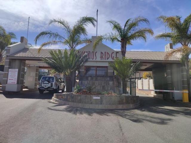 880 m² Land available in Kosmos Ridge Estate