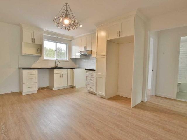 880 Montée Sainte Julie 2 Bedroom Apartment for Rent at 880 Montée Sainte Julie, Sainte Julie, QC J3E 1S9