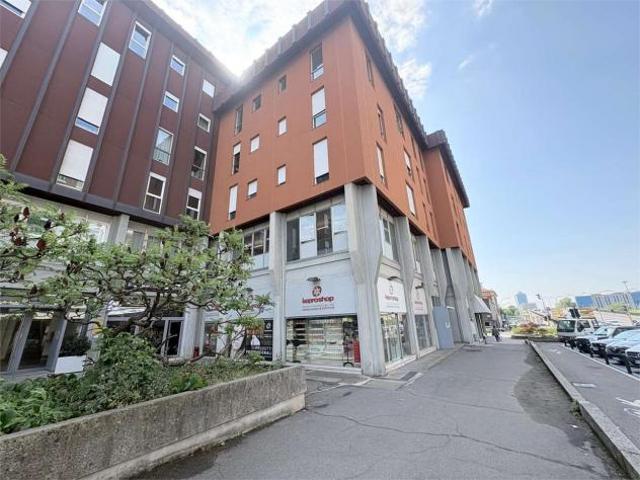 88/2025 1 BS appartamento quadrilocale con cantina in asta a brescia