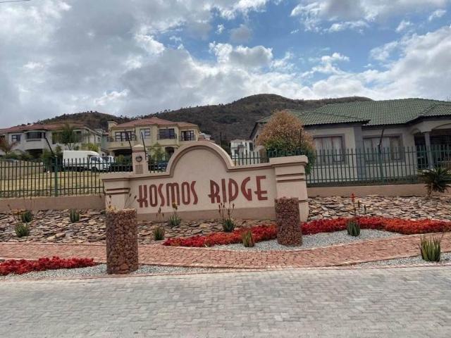 884 m² Land available in Kosmos Ridge