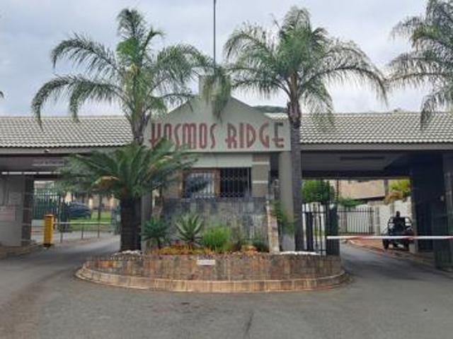 884 m² Land available in Kosmos Ridge Estate