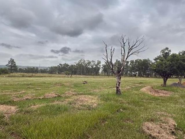 884 m² Land available in Ngagane