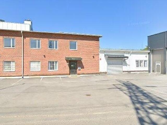885 m2 lager uthyres i Sollentuna