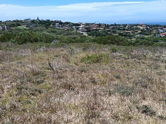 888 m² Land available in Port Alfred Central