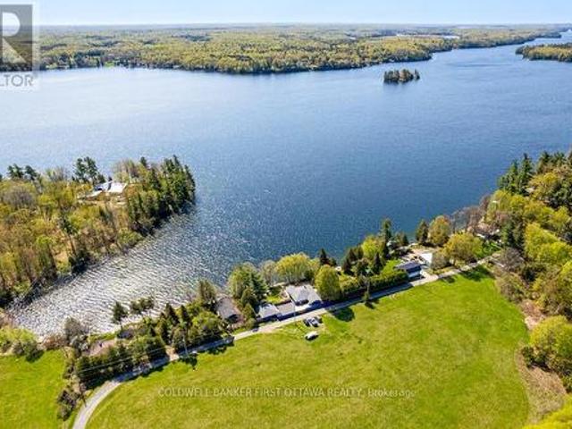 889 Jones Point Road, Tay Valley, ON, K7H 3C7 house for sale | Listing ID X12161 | Royal LePage