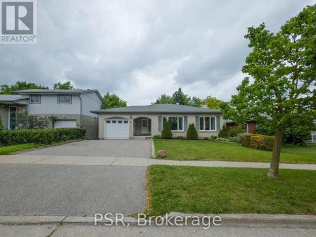 88 Upper Canada Drive, Kitchener, ON, N2P 1E5 house for lease | Listing ID X13464 | Royal LePage