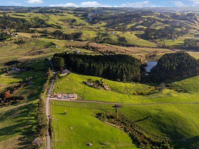 88 Valley Road, Waitoki, Rodney