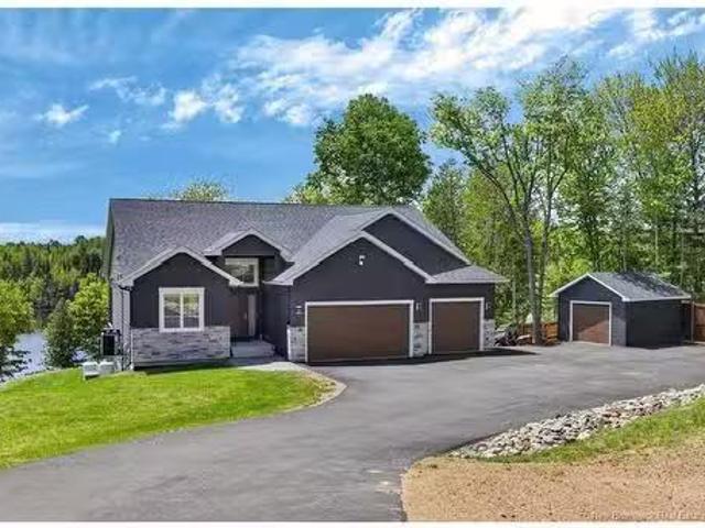 88 Woodmere Dr, Upper Kingsclear, NB, E3E 1V3 Luxury House f.