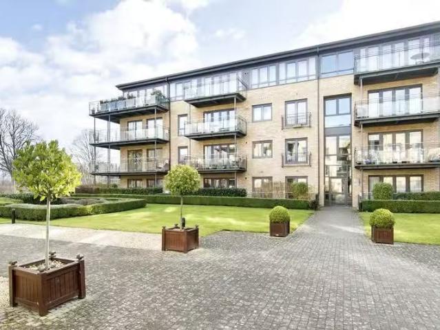 88 Bushy Park House, Terenure, Dublin 6W, D6WK220 is for sale