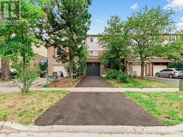 88 Dana Crescent, Vaughan, ON, L4J 2R5 house for sale | Listing ID N13613 | Royal LePage