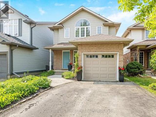 88 Doyle Drive, Guelph Clairfields/Hanlon Business Park, ON, N1G 5B9 house for sale | Listing ID X12209 | Royal LePage